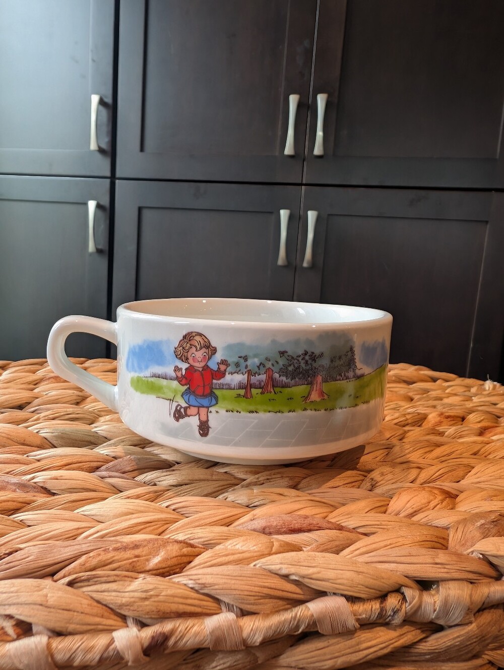 Vintage Campbell's Soup Kids Promotional Bowl Mugs (2)Hopscotch & Ice Skating - Picture 2 of 5